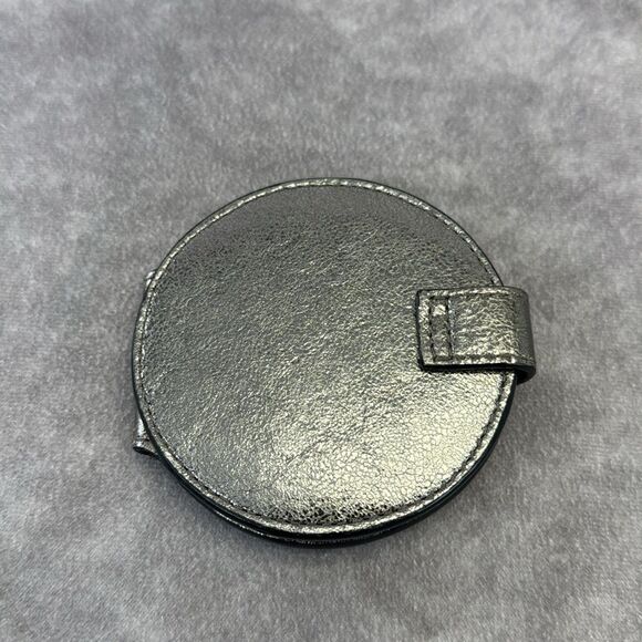 Coach Poppy Metallic Silver Mirror Compact - Picture 5 of 7